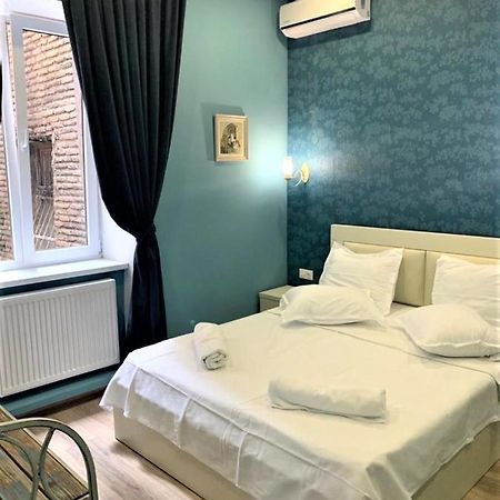 Griboedov 13 Aparthotel Τυφλίδα Εξωτερικό φωτογραφία